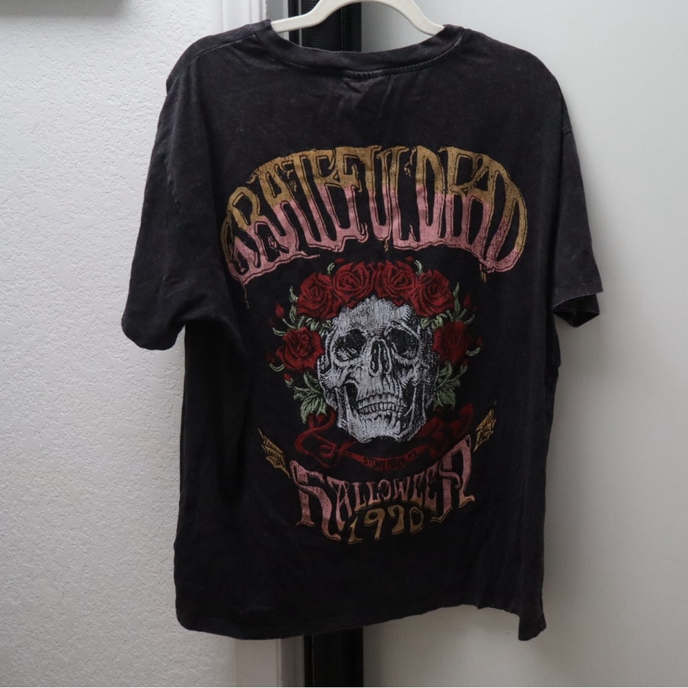 Grateful Dead Oversized Dancing Skeletons Graphic Tee - Picture 2 of 7